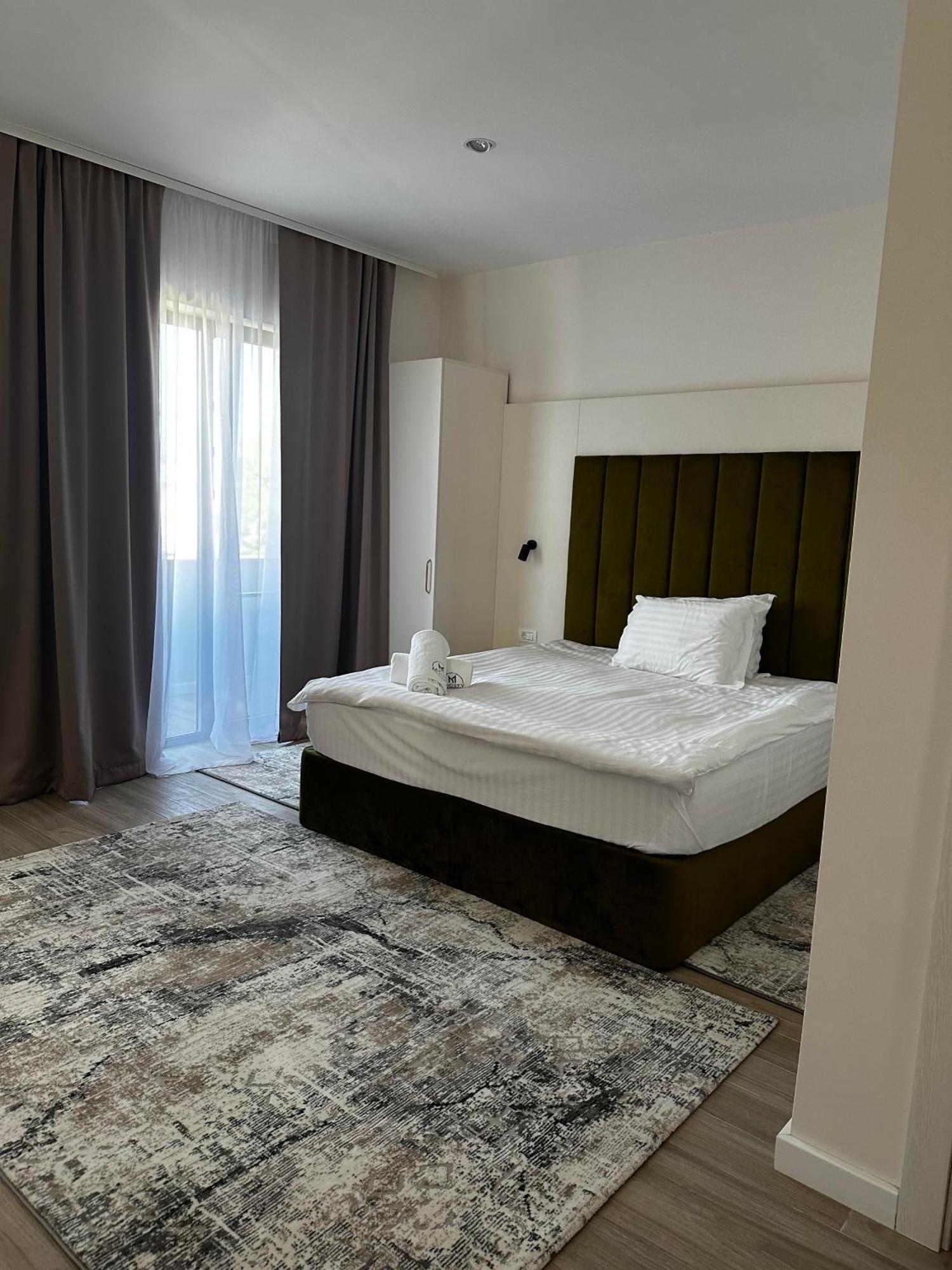 M City Aparthotel Arad Dış mekan fotoğraf